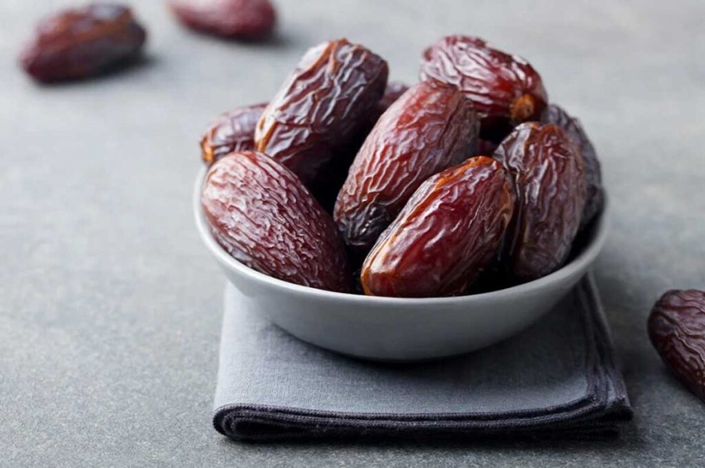 Finest Dates with Palmings as best dates product